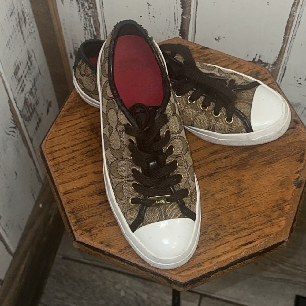 Coach shoes